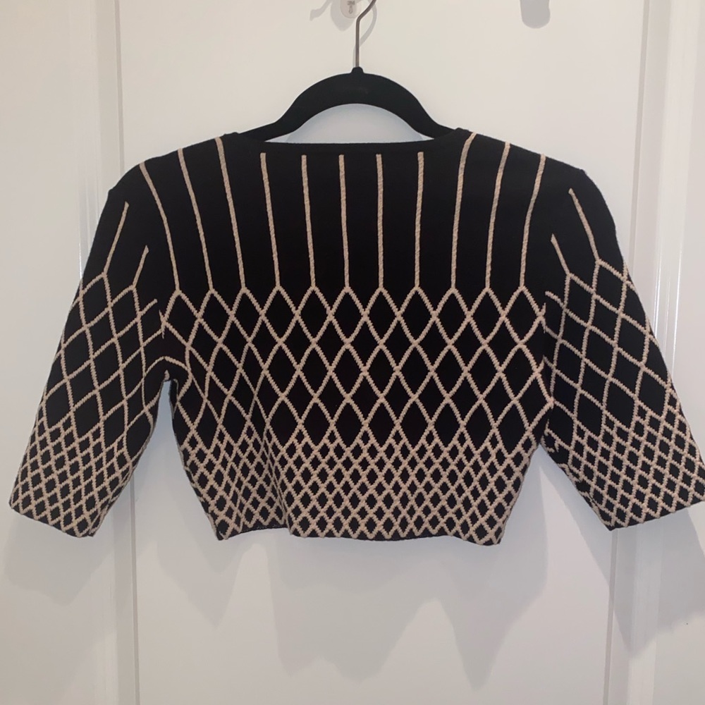 Bcbgmaxazria color block detail black/comb top - Picture 6 of 9